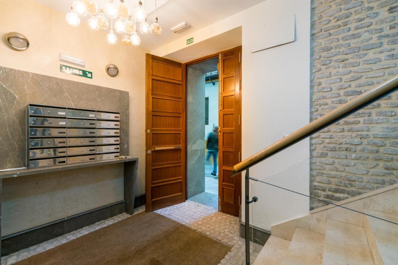 2e Stylish Bright Downtown Azofaifo